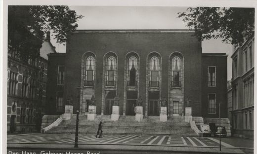 Kazernestraat, bij de Bibliotheekstraat